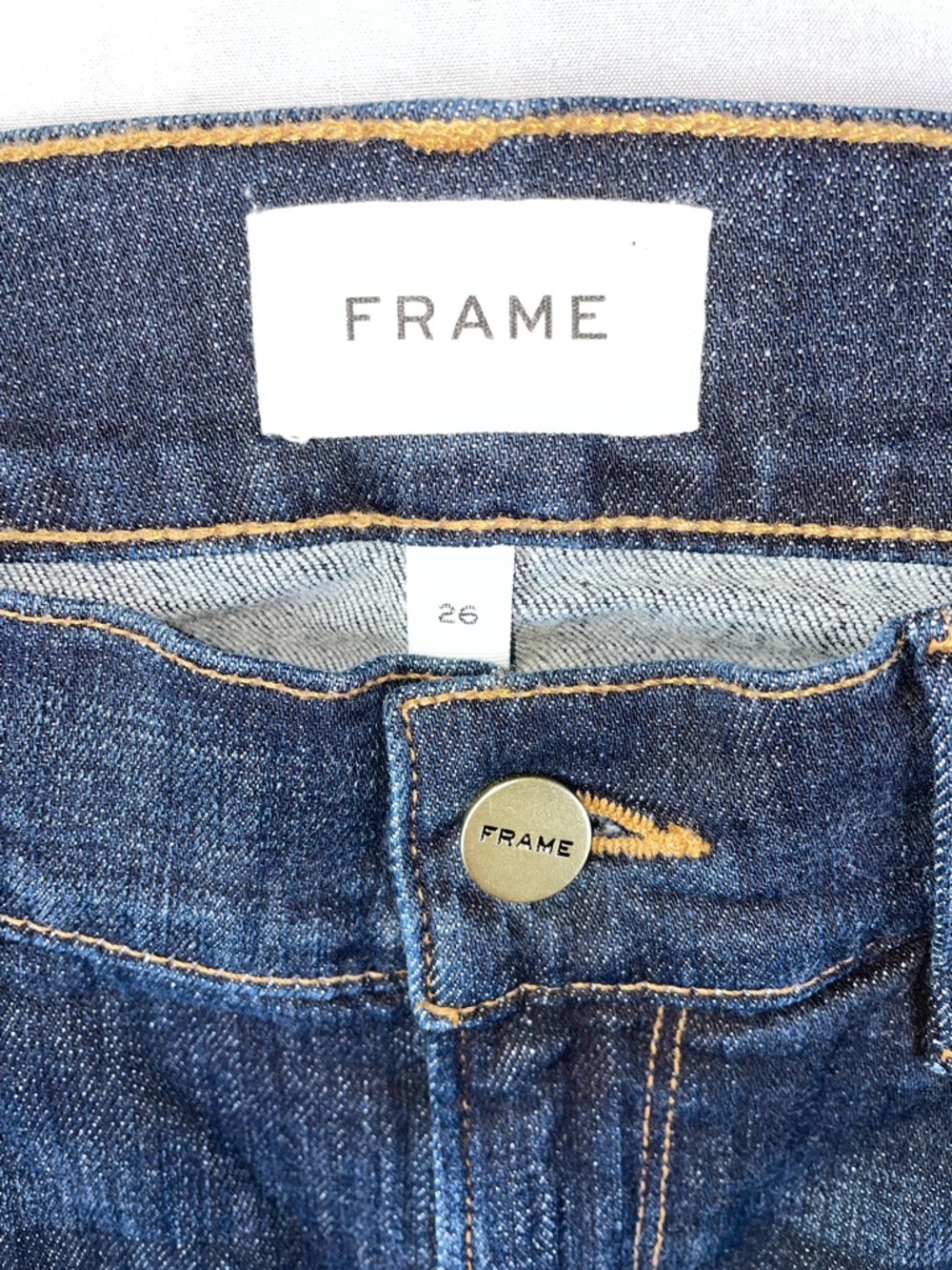 Frame Le Garçon Crop Dark Denim Slightly Distressed Jeans Size 26 - Picture 2 of 12